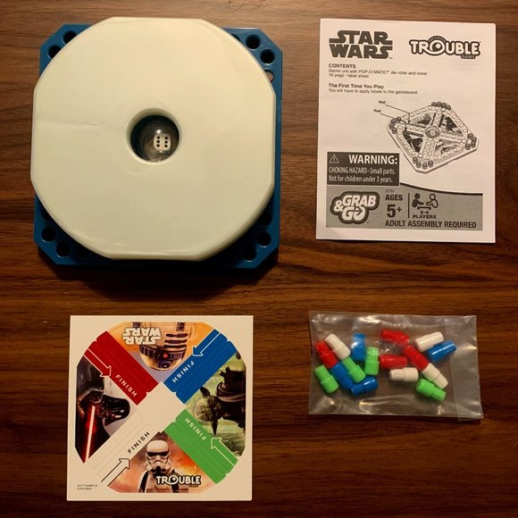 Hasbro TROUBLE! Star Wars Pop-O-Matic Travel Board Game. - Picture 3 of 7